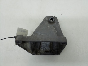 Mercedes Benz S-Class 221 (2005–2013) Mootori kinnitus A2722230604 - 4