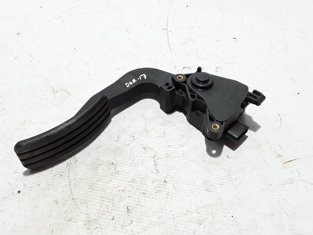 DACIA Dokker 1 generation (2012-2024) Throttle Pedal 180021343R 22453570