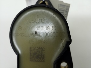 Mercedes Benz S-Class 221 (2005–2013) Ignition coil A0001501980 - 3