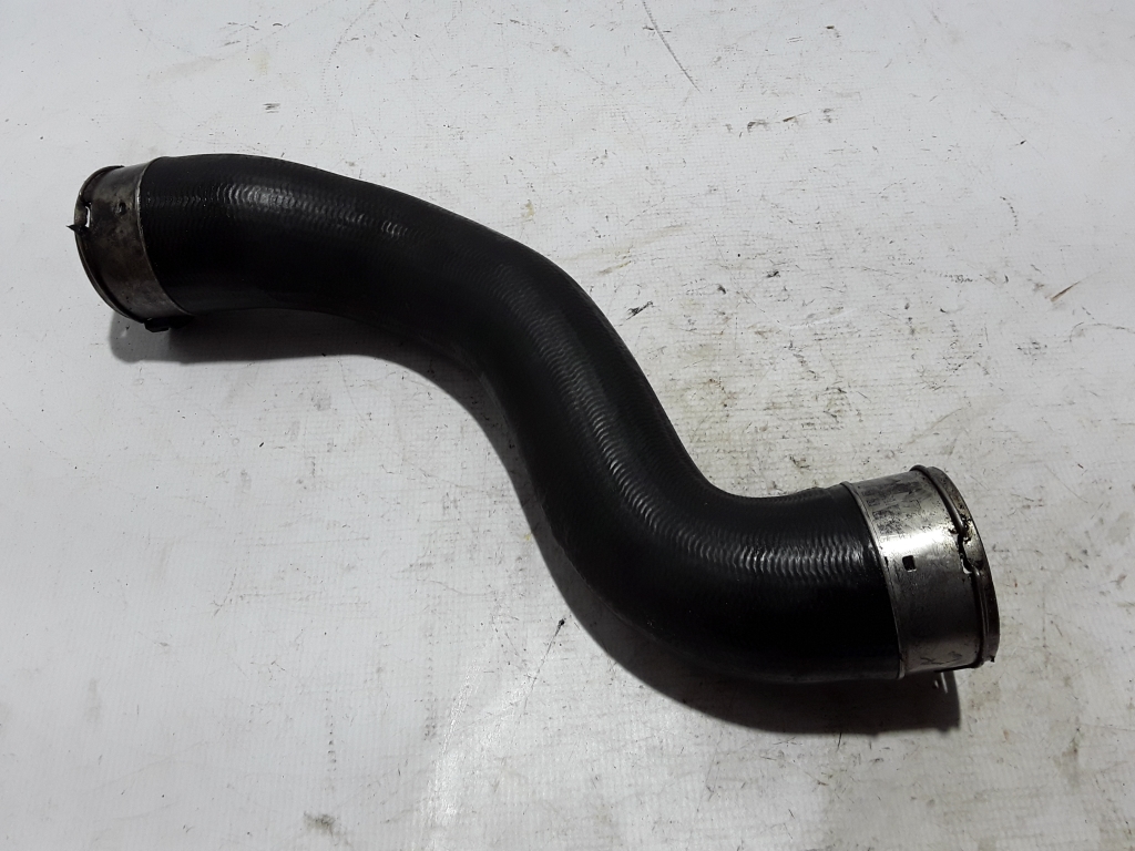 Used Mercedes Benz E-Class Intercooler hose A2045282182