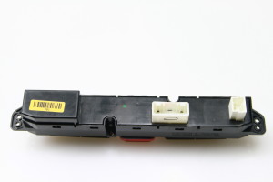 Kia ceed (2006–2012) Hazard light switch 937001H900 - 2