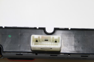 Kia ceed (2006–2012) Hazard light switch 937001H900 - 4