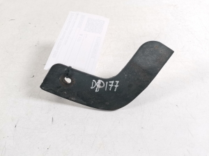   Another detail of the exterior sill trim  - 76915-0F010 