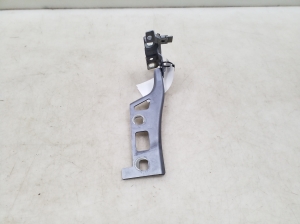   Engine cover hinge 