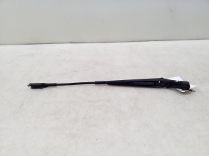 Opel Zafira B (2005–2014) Esiklaasi puhasti hoob 13145564 - 2
