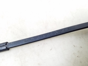 Opel Zafira B (2005–2014) Esiklaasi puhasti hoob 13145564 - 4