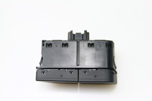 Ford Focus (2011–2018) Windshield heater switch AM5T18K574AB - 3
