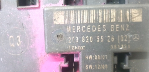 Mercedes Benz C-Class 203 (2000–2007) Front door control unit 203 820 55 26 - 2