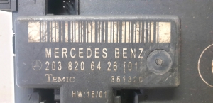Mercedes Benz C-Class 203 (2000–2007) Komfortsteuergerät 203 820 64 26 - 2