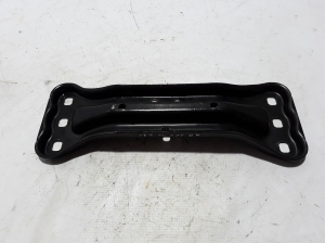 Mercedes Benz E-Class W207 (2009–2017) Getriebehalter A2042420901 - 3