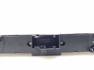 Opel Zafira B (2005–2014) Hazard light switch 13100106 - 2