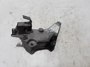 Sonstiger Halter - A6510940039