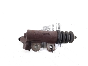 TOYOTA Corola Verso R1 (2004–2009) Siduri töösilinder 31470-20240 - 2