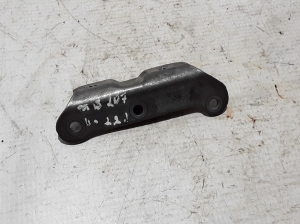 Mercedes Benz E-Class W207 (2009–2017) Other bracket A6510900241 - 3
