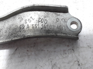 Mercedes Benz E-Class W207 (2009–2017) Sonstiger Halter A6511410340 - 2