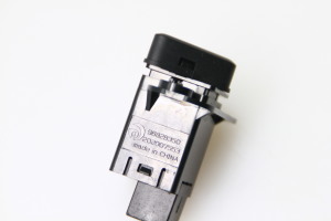Chevrolet Cruze (2009–2015) Warnblinkschalter 96828350 - 2