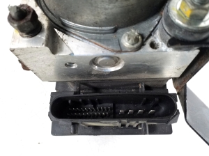 TOYOTA Corola Verso R1 (2004–2009) ABS plokk 44510-0F010 - 3