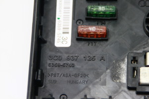 Volkswagen Passat B7 (2010–2014) Kaitsmekarp salongis 3C0937125A - 4