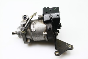 Kraftstoffpumpe - 9303108A