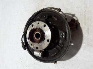  Rear hub 