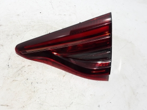   Tail light on trunk lid  - 265504450R 