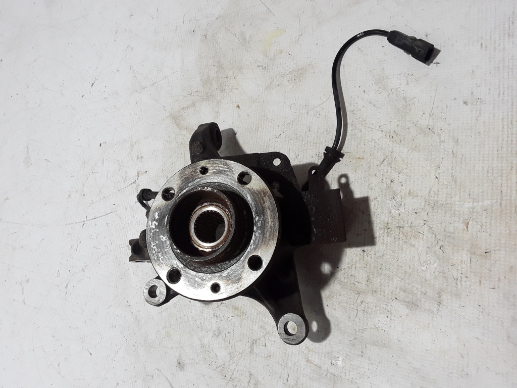 RENAULT Captur 1 generation (2013-2019) Front Left Wheel Hub 400159304R 22454041