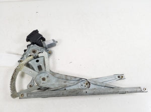 TOYOTA Corola Verso R1 (2004–2009) Aizmugurējo durvju logu pacēlājs 69840-0F020 - 3
