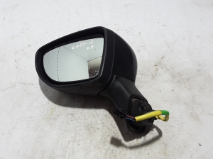   Side mirror and its details 