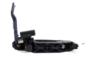 TOYOTA Corola Verso R1 (2004–2009) Rear side door exterior handle and its parts - 4