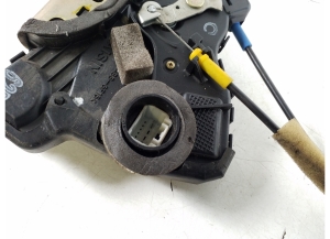 TOYOTA Corola Verso R1 (2004–2009) Front door lock 69030-02161 - 4