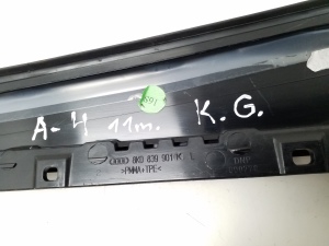 AUDI A4 B8 (2007–2016) Keskmise piilari välimine ilupaneel 8K0839901 - 2