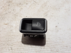 Trunk opening switch - A2079050051