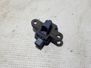 Mercedes Benz E-Class W207 (2009–2017) Airbagsensor A2128205026 - 3