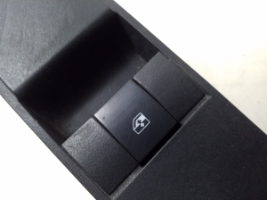 Opel Zafira B (2005–2014) Front door glass switch 13197132 - 5