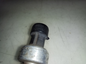 Opel Zafira B (2005–2014) A/C condenser sensor 09131721 - 5