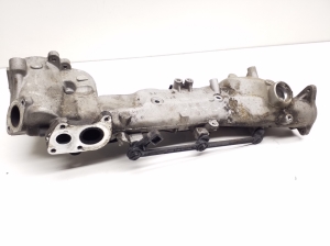  Intake manifold 