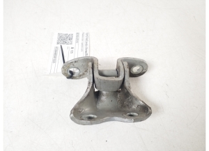 TOYOTA Corola Verso R1 (2004–2009) Front door lower hinge 68740-0F010 - 2
