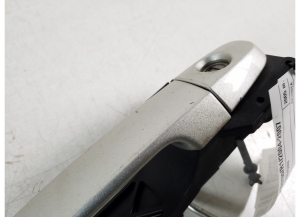 TOYOTA Corola Verso R1 (2004–2009) Front door external opening handle and its details - 3