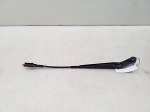 Opel Zafira B (2005–2014) Esiklaasi puhasti hoob 13145564 - 2