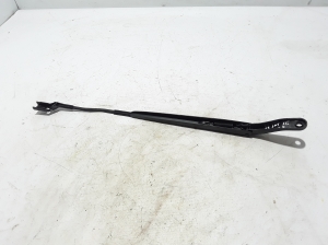 Peugeot 2008 P24 (2019–2026) Windshield wiper arm 9822931880 - 3
