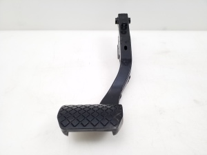  Brake pedal 