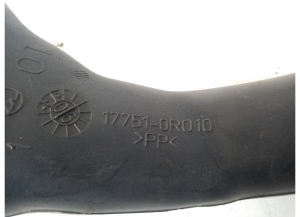 TOYOTA Corola Verso R1 (2004–2009) Õhu sisselaske voolik 17751-0R010 - 2