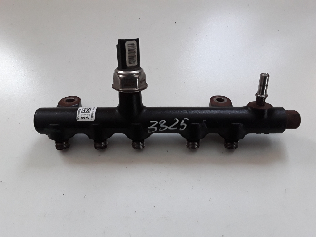 FORD Passat 5 generation (2014-2022) Топливная рейка 9674300080 27637584