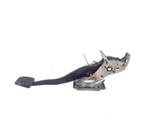 TOYOTA Corola Verso R1 (2004–2009) Piduripedaal 47101-0F010 - 2