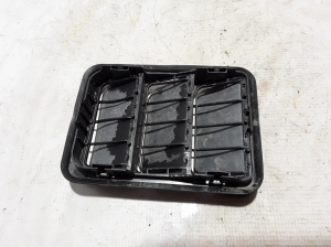 Peugeot 2008 P24 (2019–2026) Rear fender vent grille 9831031680 - 2