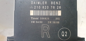 Mercedes Benz E-Class W210 (1995–2002) Control unit 210 820 76 26 - 2
