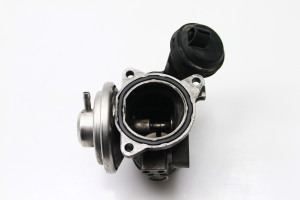 Volkswagen Bora (1998–2005) EGR-klapp 038131501E - 4