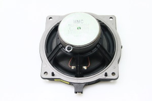 Hyundai i40 (2011–2026) Lautsprecher Tür vorne 963303Z051 - 2