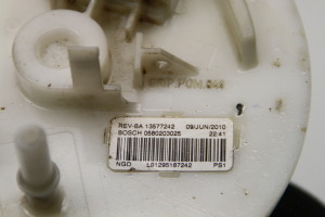 Opel Insignia (2008–2017) Kütusepump paagis 13577242 - 3