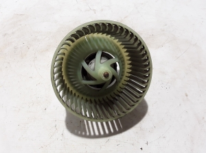 Opel Vivaro B (2014–2019) Heizungsgebläsemotor 694040433 - 3